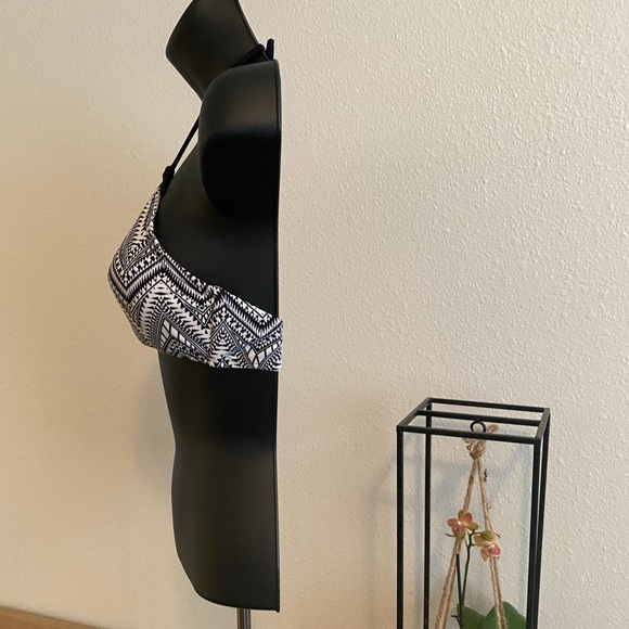 SWIMSUIT TOP - Picture 5 of 7